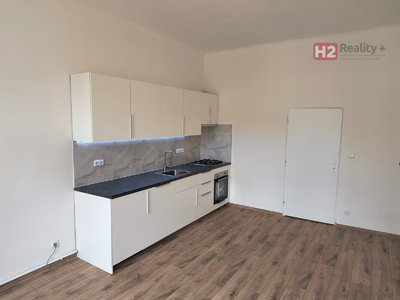 Pronájem bytu 2+kk 49 m² Praha