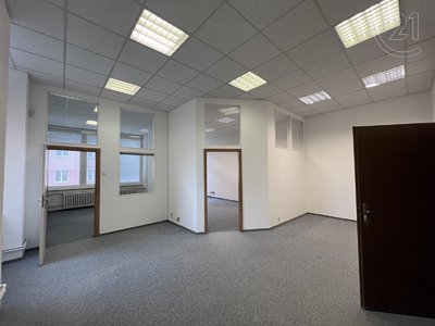 Pronájem kanceláře, 62m²