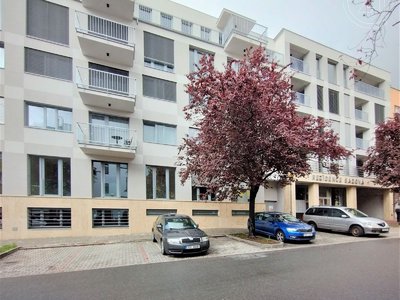 Pronájem bytu 1+kk, garsoniery 40 m² Zlín