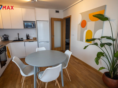 Pronájem bytu 2+kk 62 m² Praha