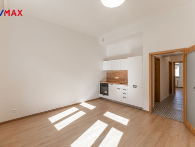 Pronájem bytu 2+kk, 43m²