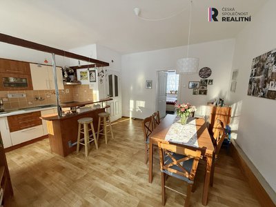 Prodej bytu 5+1 a více 69 m² Sokolov