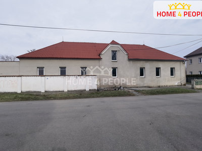 Prodej rodinného domu 453 m² Dobřichovice