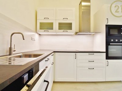 Pronájem bytu 2+1 77 m² Brno