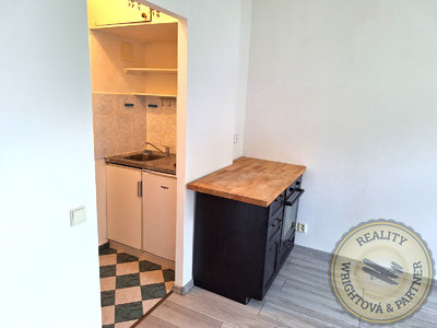 Pronájem bytu 1+kk, garsoniery, 18m²