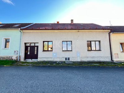 Prodej rodinného domu, 244m²