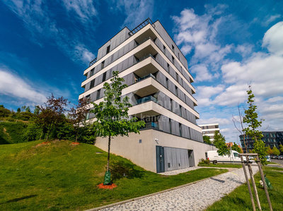 Pronájem bytu 3+kk 81 m² Praha