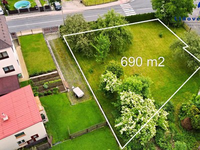 Prodej komerčního pozemku, 690m²
