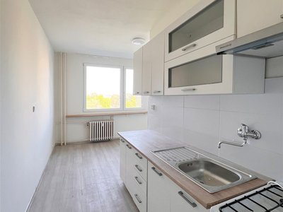 Pronájem bytu 2+1 60 m² Chomutov