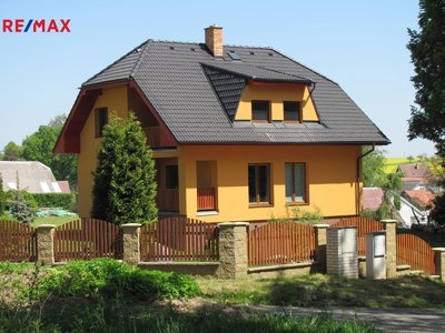 Prodej rodinného domu, 142m²