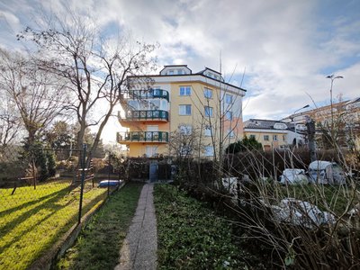 Prodej bytu 4+kk 100 m² Praha