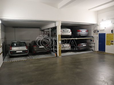 Pronájem garáže 18 m² Praha