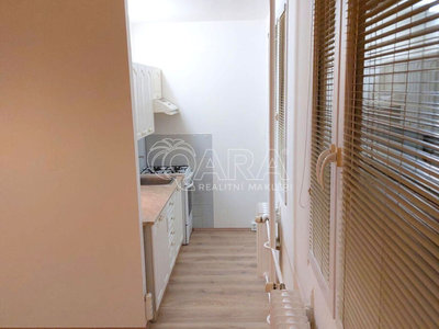 Pronájem bytu 1+kk, garsoniery, 27m²