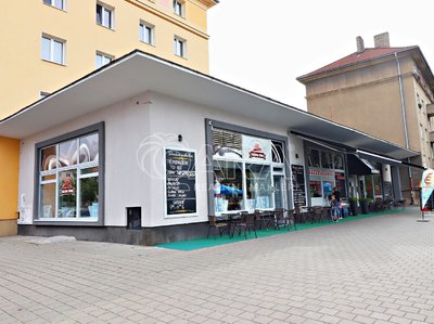 Prodej obchodu 426 m² Kladno