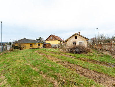 Pronájem stavební parcely 729 m² Dolní Břežany