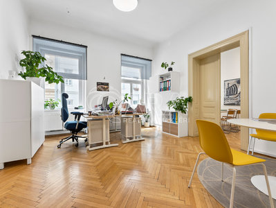 Pronájem kanceláře 84 m² Praha