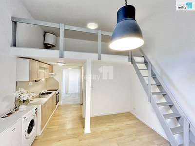 Prodej bytu 1+kk, garsoniery 31 m² Praha