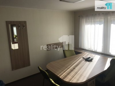 Pronájem kanceláře 45 m² Karlovy Vary