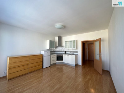 Pronájem bytu 1+kk, garsoniery 33 m² Praha