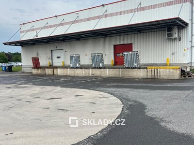 Pronájem skladu 500 m² Odolena Voda