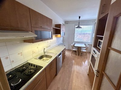 Pronájem bytu 3+1 86 m² Hradec Králové