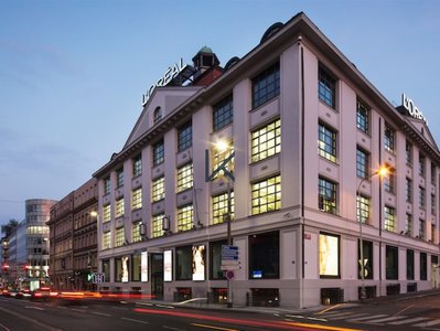 Pronájem obchodu 511 m² Praha