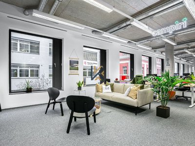 Pronájem kanceláře 539 m² Praha
