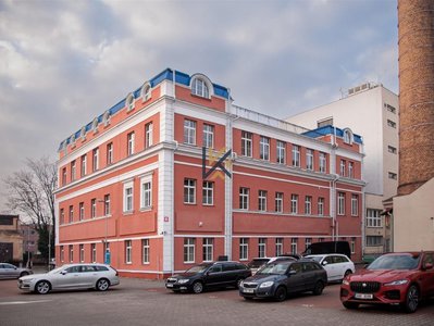 Pronájem kanceláře, 52m²