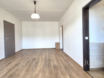 Pronájem bytu 3+1 67 m² Písek
