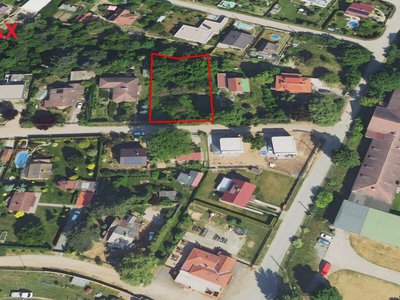 Prodej stavební parcely 1167 m² Hradištko