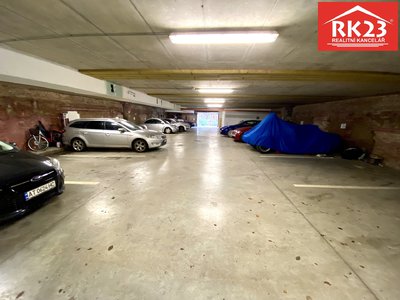 Prodej parkovacího místa, 18m²