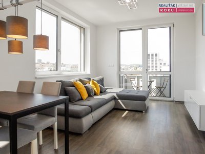 Pronájem bytu 3+kk 74 m² Brno