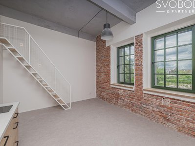 Pronájem bytu 1+kk, garsoniery 34 m² Hradec Králové