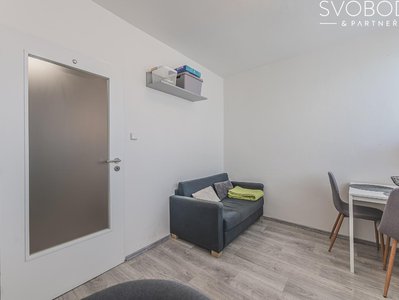 Pronájem bytu 2+1 30 m² Hradec Králové