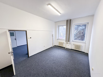 Pronájem kanceláře, 34m²