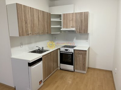 Pronájem bytu 2+kk 65 m² Hradec Králové