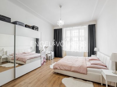 Pronájem bytu 1+1 50 m² Praha