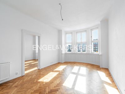 Pronájem bytu 3+1 97 m² Praha