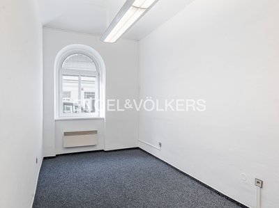 Pronájem kanceláře 51 m² Praha