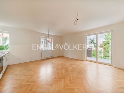 Pronájem bytu 2+kk, 71m²