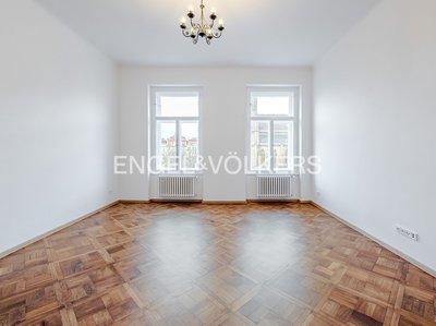 Pronájem bytu 3+1 130 m² Praha