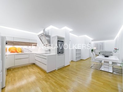 Pronájem bytu 3+kk 100 m² Praha
