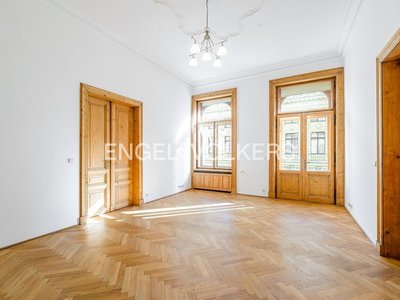 Pronájem bytu 5+1 a více 171 m² Praha