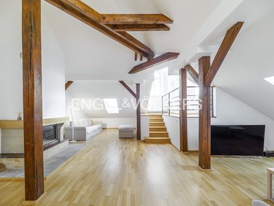 Pronájem bytu 4+1 220 m² Praha