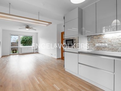 Pronájem bytu 3+kk 64 m² Praha