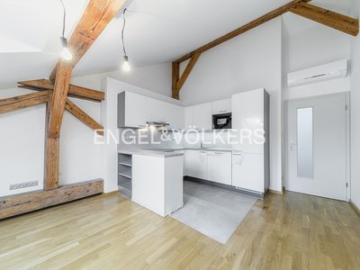 Pronájem bytu 2+kk, 53m²