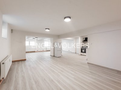 Pronájem bytu 1+kk, garsoniery 64 m² Praha