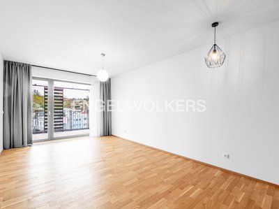 Pronájem bytu 2+kk 54 m² Praha