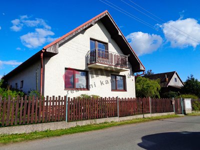 Prodej rodinného domu 90 m² Měník