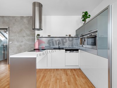 Prodej bytu 3+kk 127 m² Uherské Hradiště